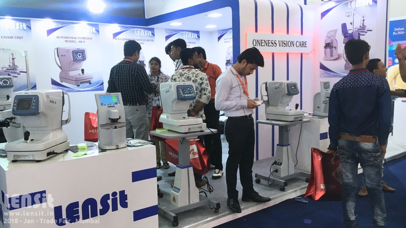 lensit-stall-005-2018-jan-delhi.jpg