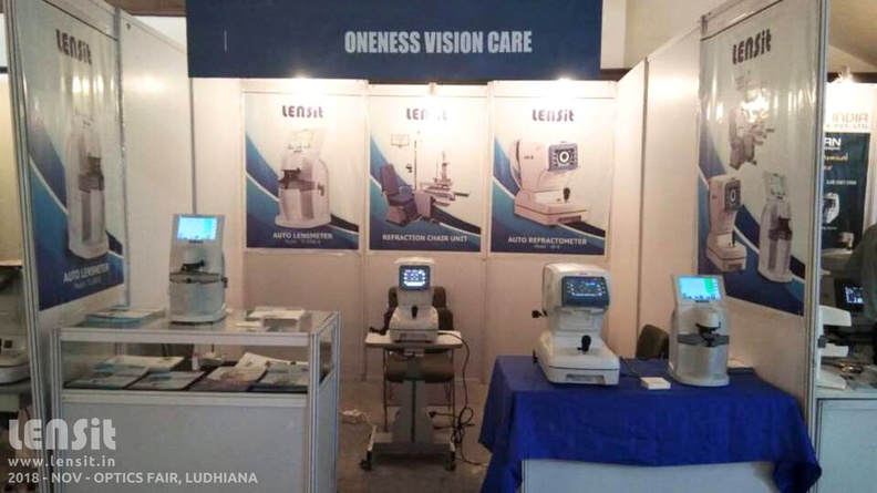 lensit-stall-001-2018-nov-delhi.jpg